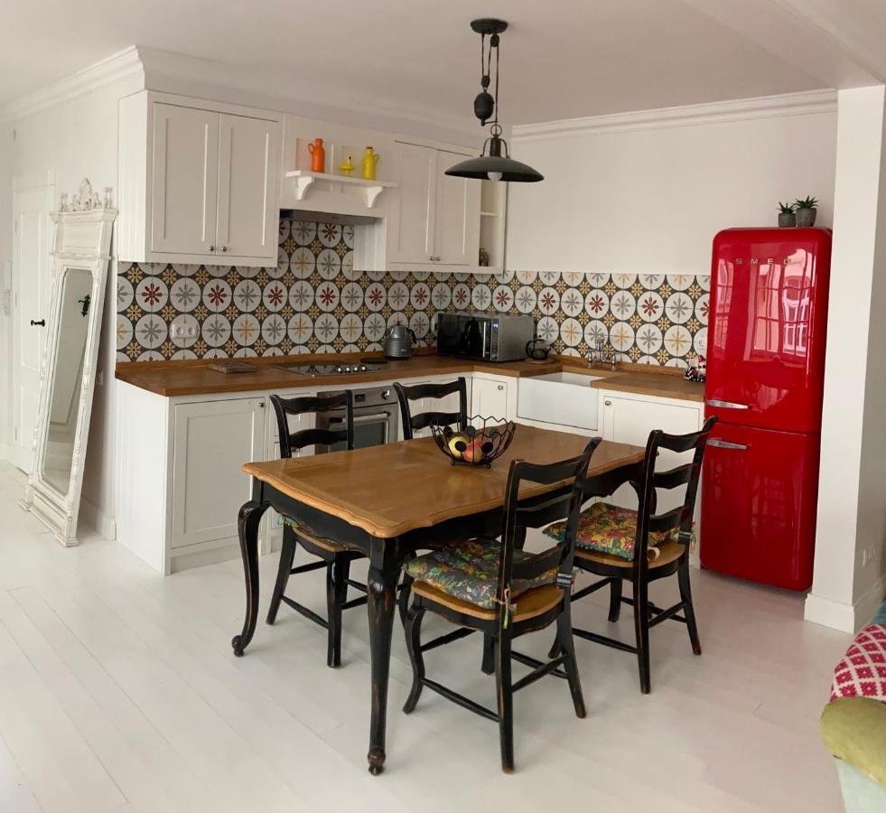 Shabby Chic - Apartment In The Heart Of Vilnius Old Town Екстериор снимка